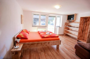 Apartmaji Pri Kozmavo - Little House